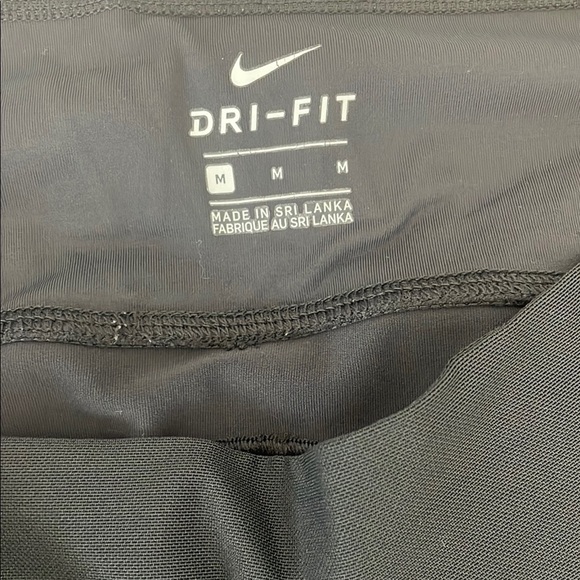 Nike Dri-Fit Black Cropped Leggings - Bundle of 3 - Picture 4 of 8